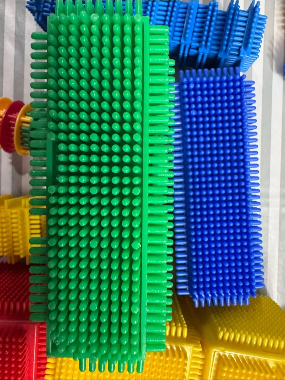 Vintage Bristle Building Block Set with figurines